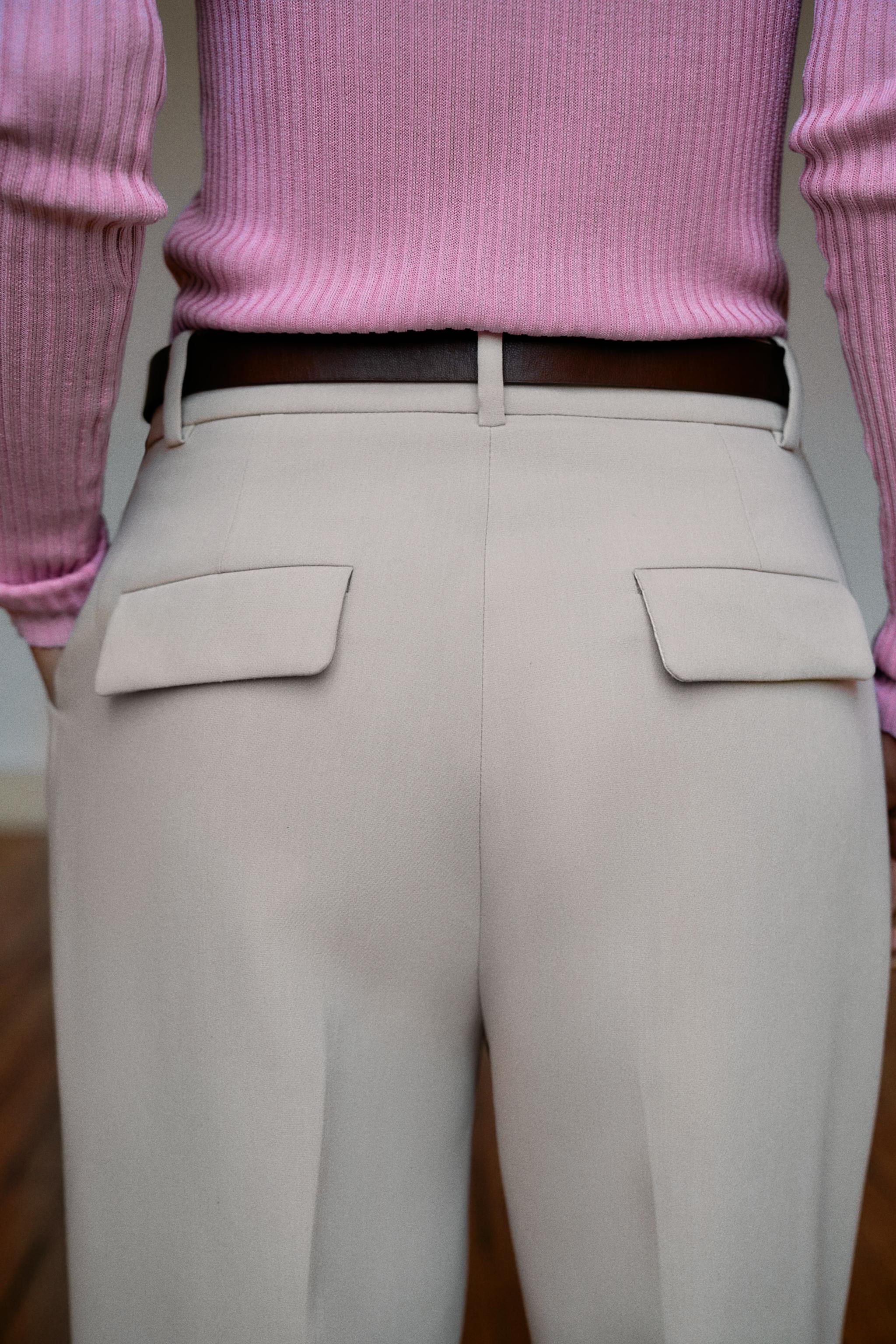 BELTED PLEATED PANTS